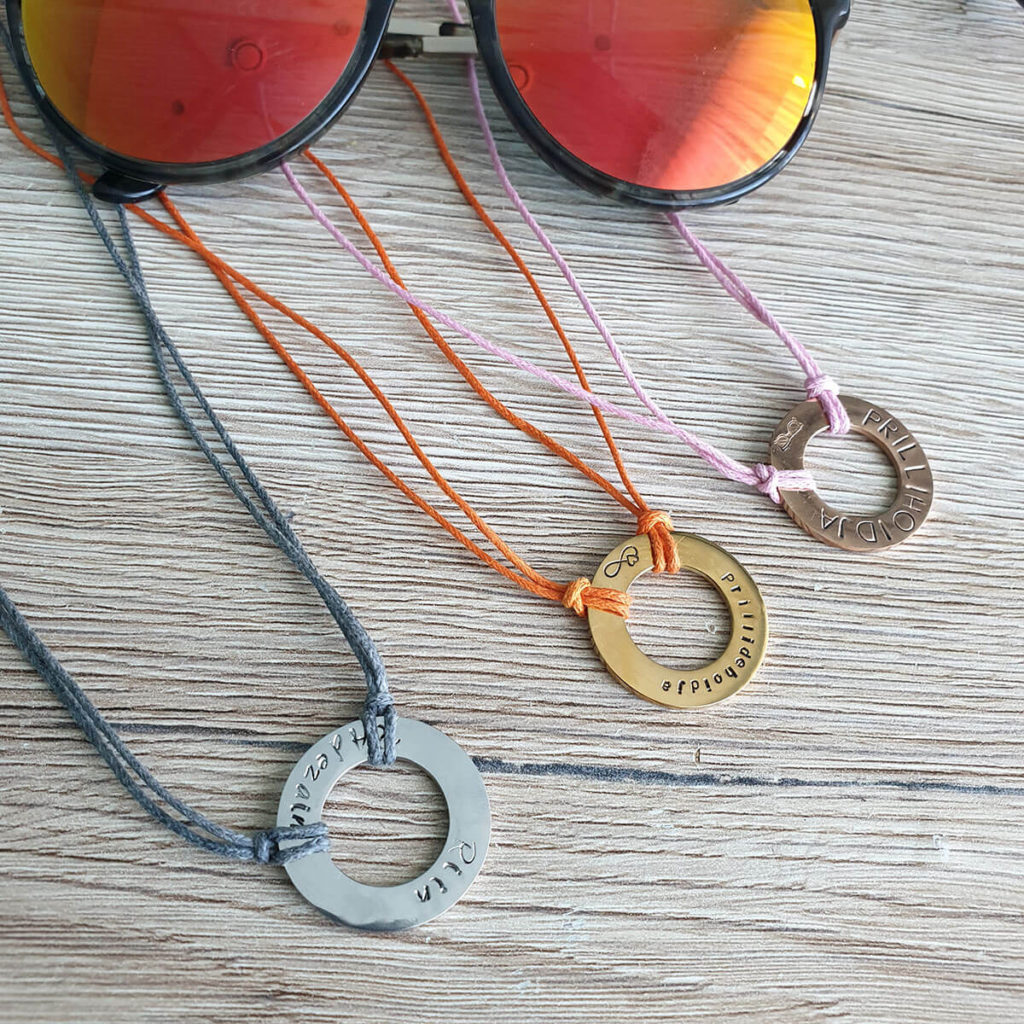 Eyeglass holder chain three tone | RAdezain