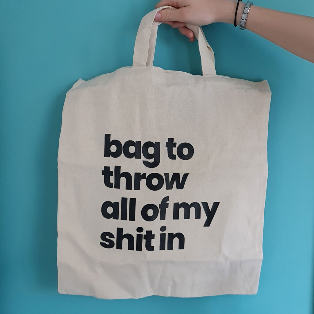 Textile bag with personalized message | RAdezain