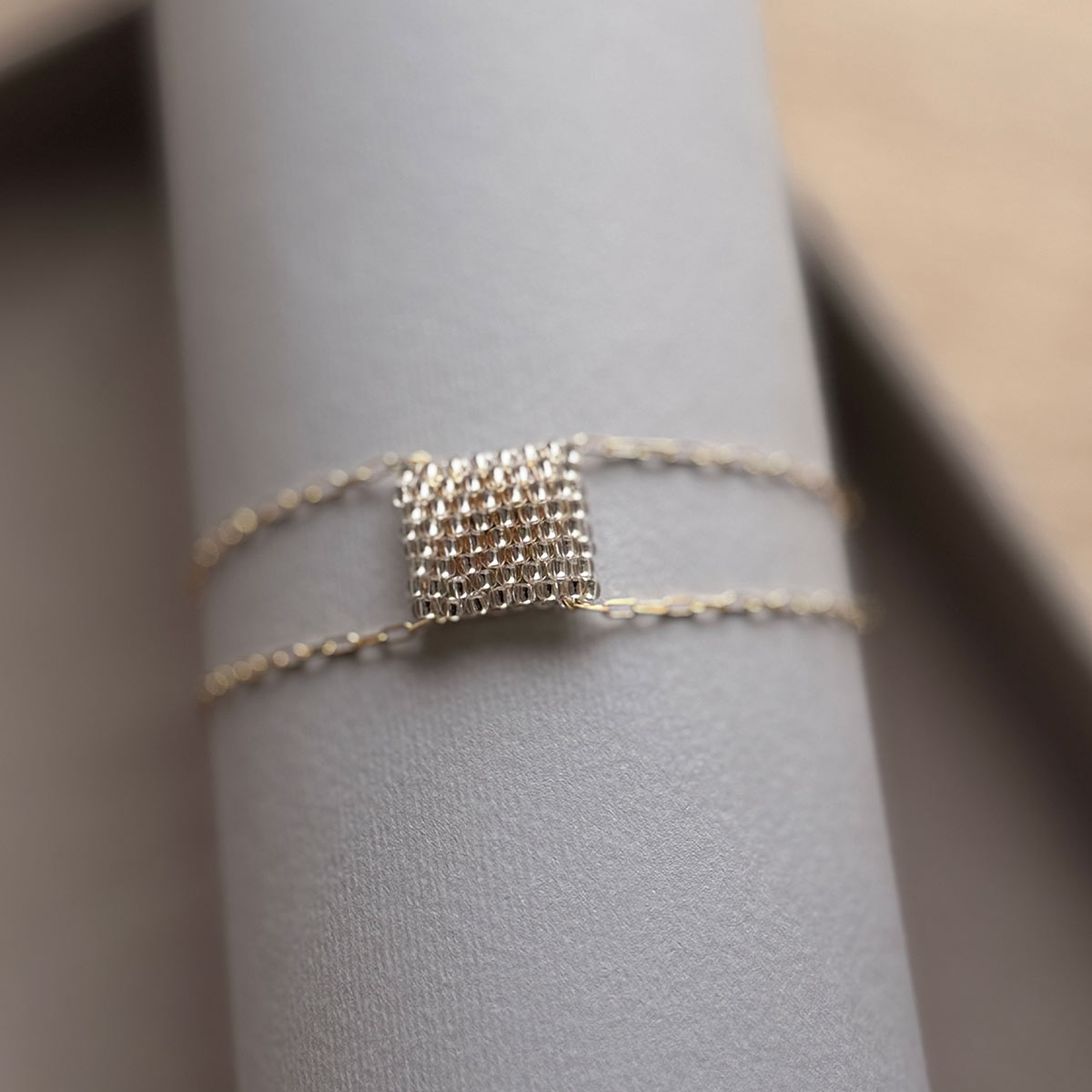 Vastus käevõru kuldse ketiga - Image 2