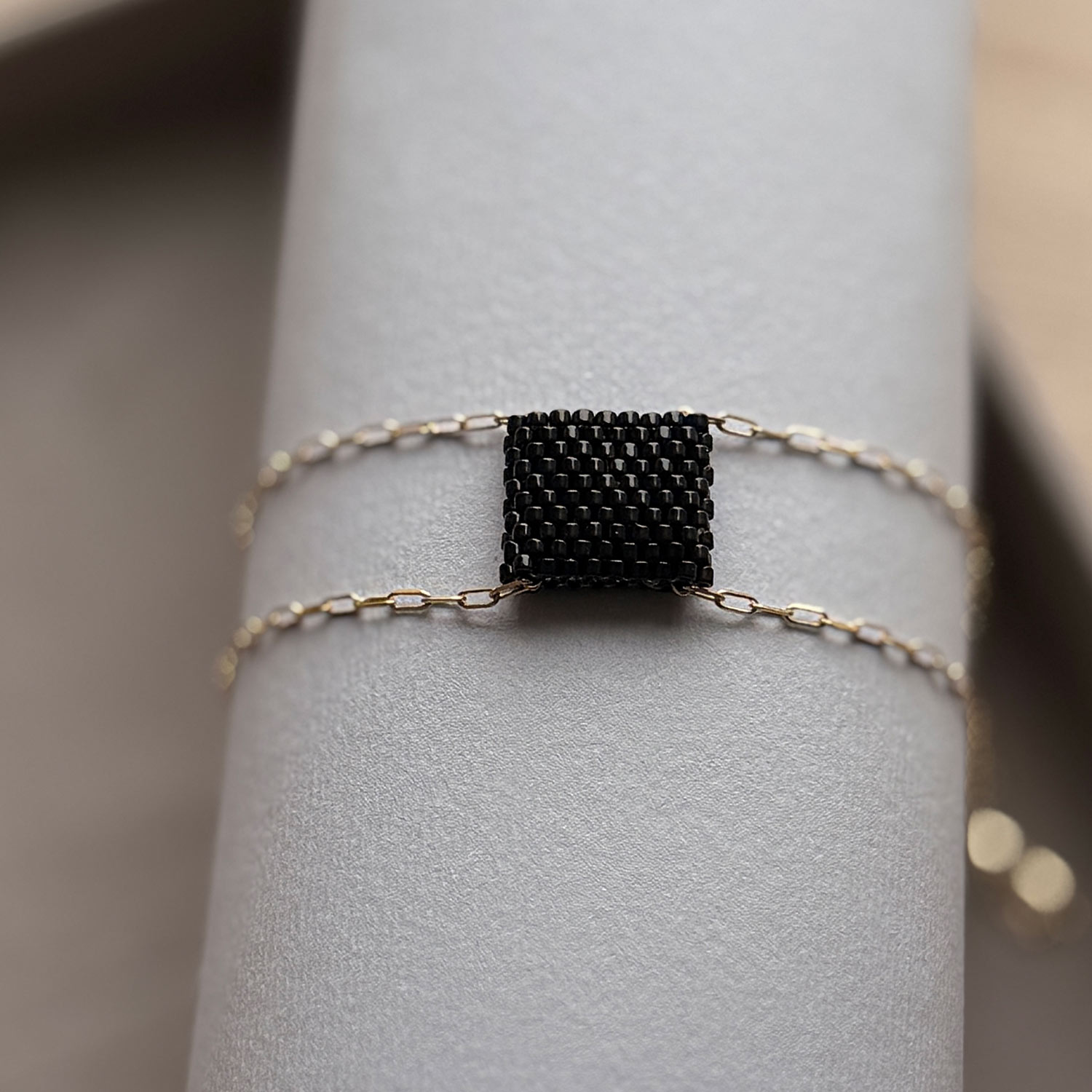 Vastus käevõru kuldse ketiga - Image 3