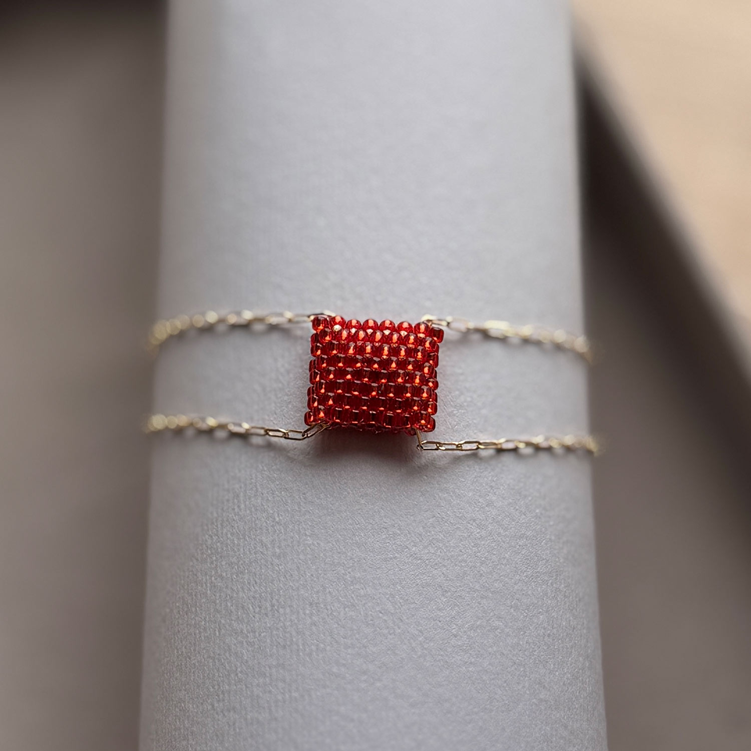 Vastus käevõru kuldse ketiga - Image 5