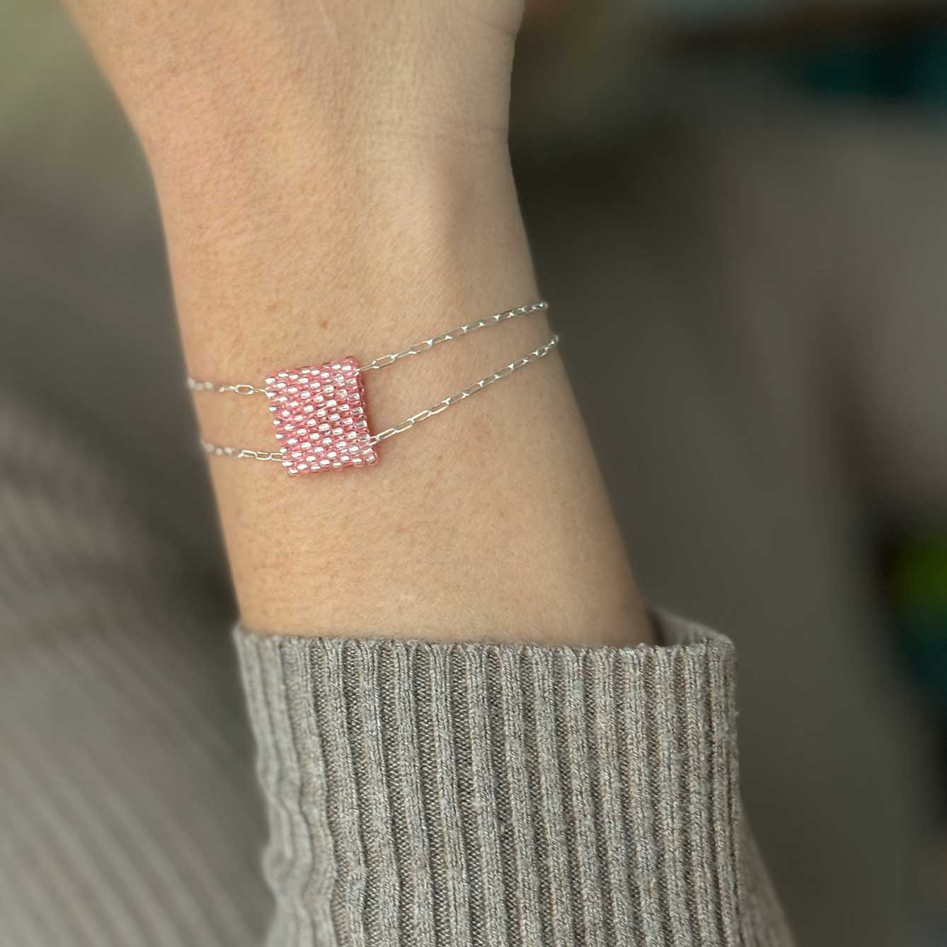 Vastus käevõru hõbedase ketiga - Image 5