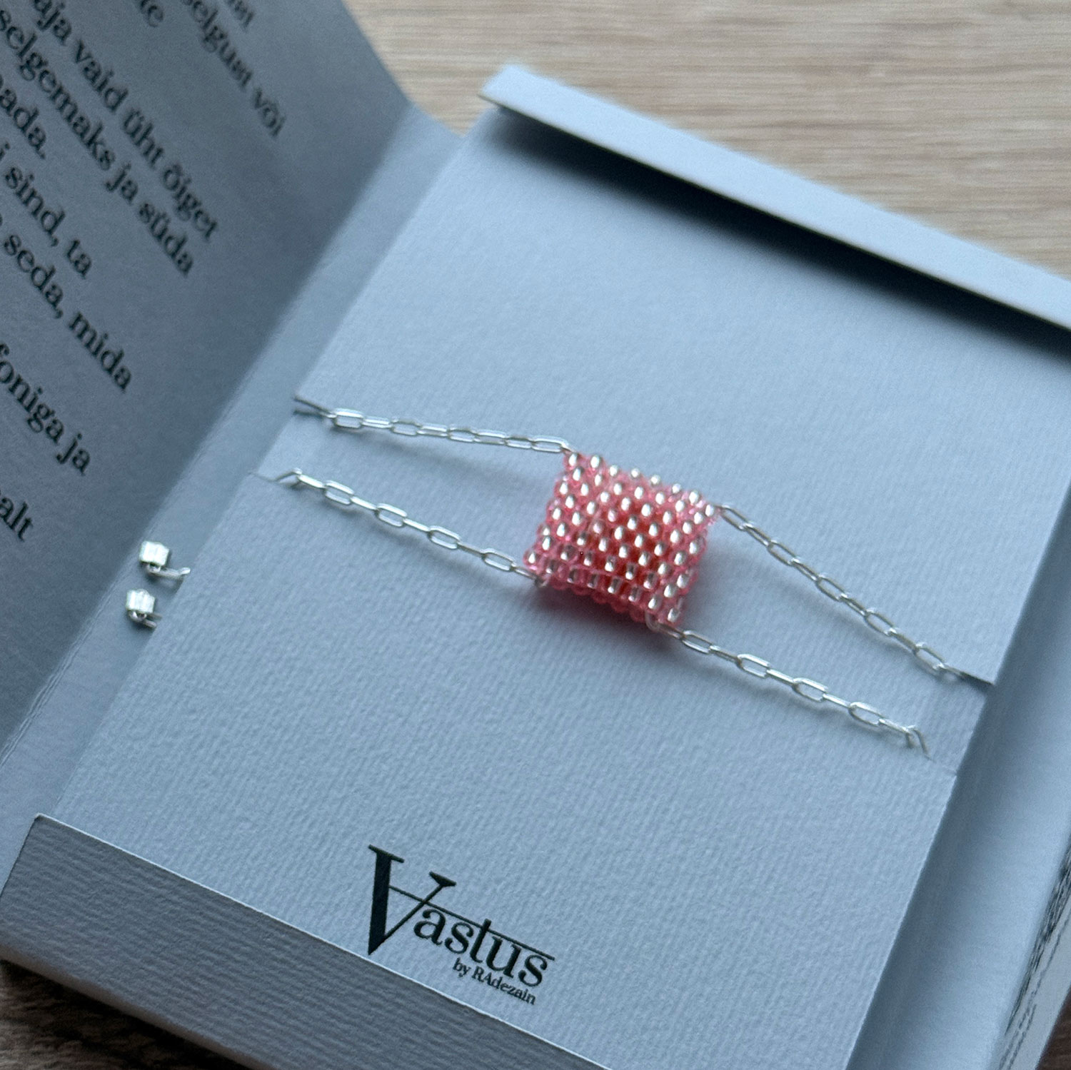 Vastus käevõru hõbedase ketiga - Image 12